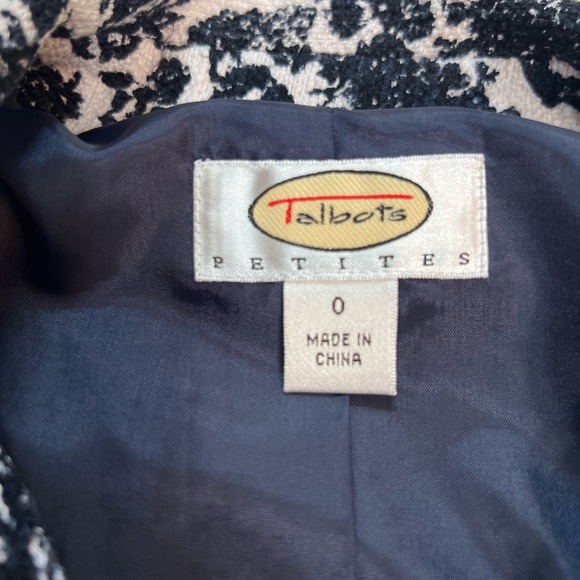 Talbots Petite, Size 0, Floral Blazer, Blue Navy/white - Picture 5 of 9